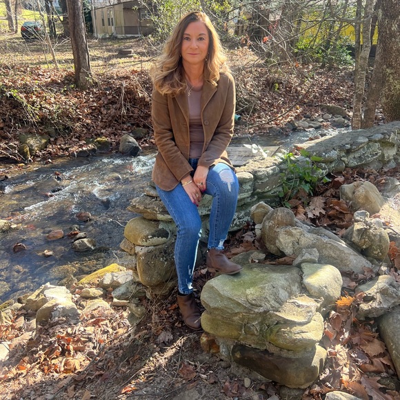 Meet your Posher, Shari - Picture 14 of 16